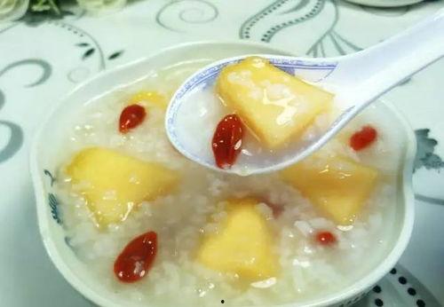 吃哈密瓜冰粥视频,哈密瓜冰粥制作视频大揭秘