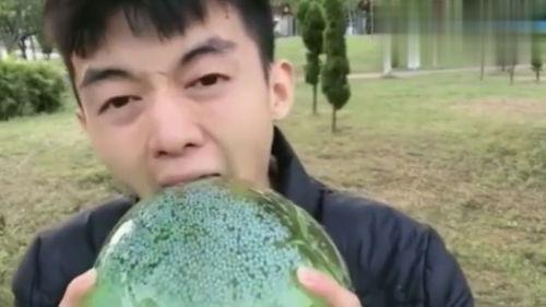 小哥吃瓜视频大全,揭秘娱乐圈幕后故事